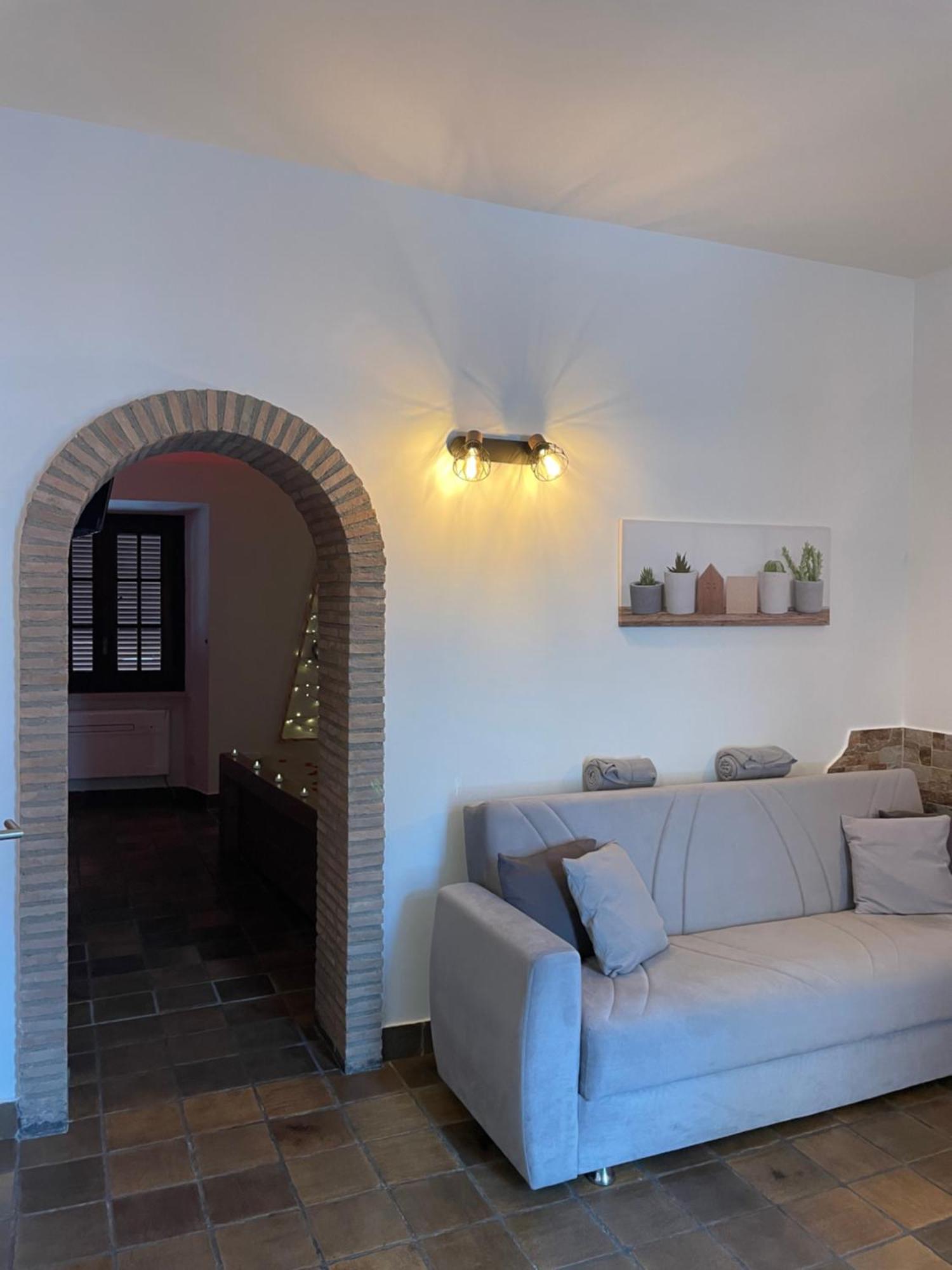 Апартаменты “La Casetta Nel Borgo” Черветере Экстерьер фото